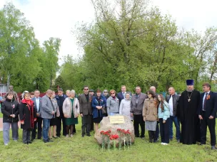 «Вы вечно в памяти народной»